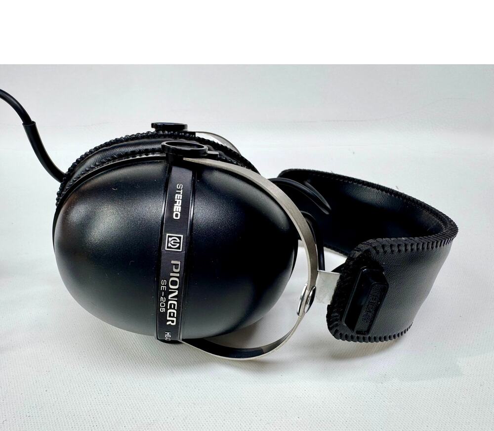 Vintage Pioneer SE-205 Stereo Headphones Tested Working